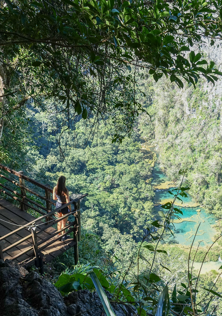 In this article you'll learn about things to do in Semuc Champey, the beautiul National Park in the Guatemalian Jungle. How to get there and how to prepare for your visit. Backpacking in Guatemala.    #travel #backpacking #guatemala #semucchampey #centralamerica #guide #adventure #lowbudget
